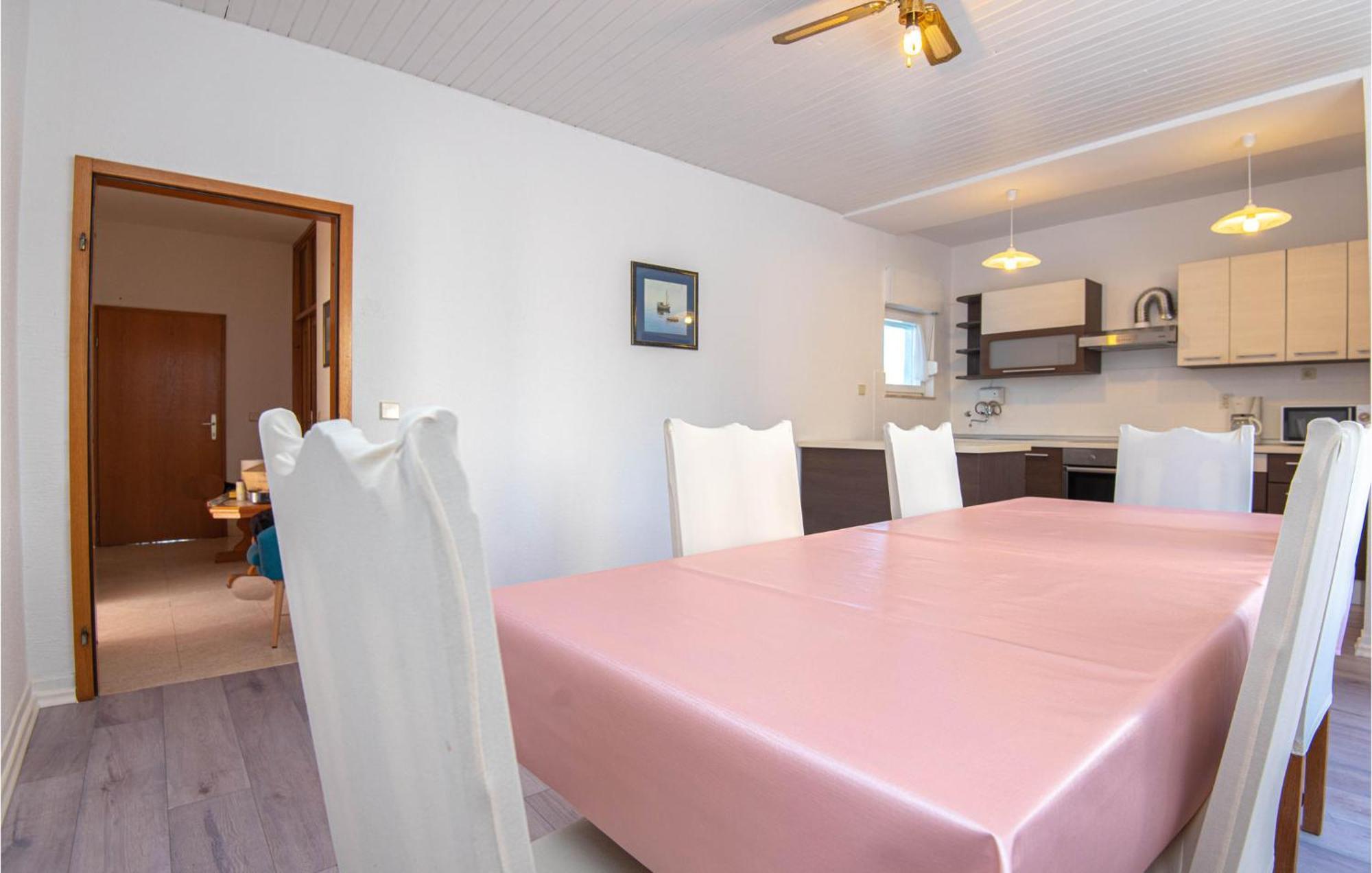 Cozy Home In Dolac With Kitchen Primošten المظهر الخارجي الصورة